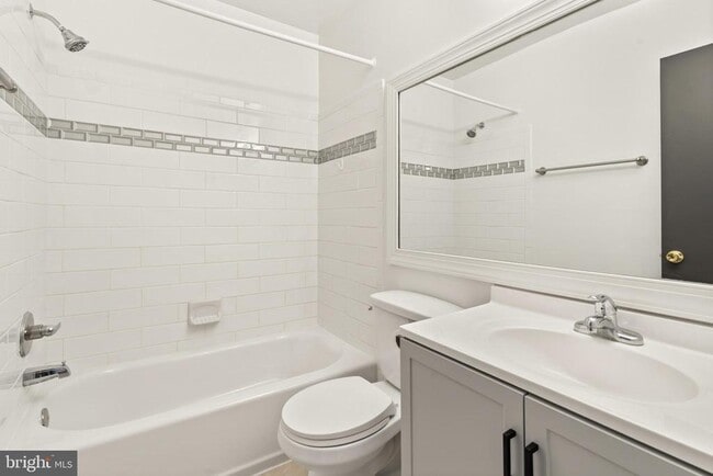 Photo - 561 Florida Ave Unit 204