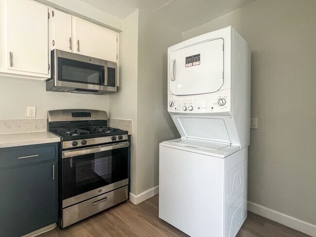 Photo - 4236 W 129th St