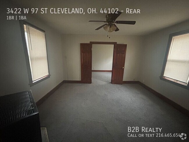 Building Photo - Charming 1-Bedroom Rear Unit Rear Rental