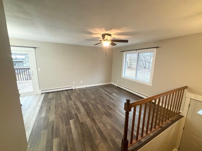 4310 Grainwood Cir NE