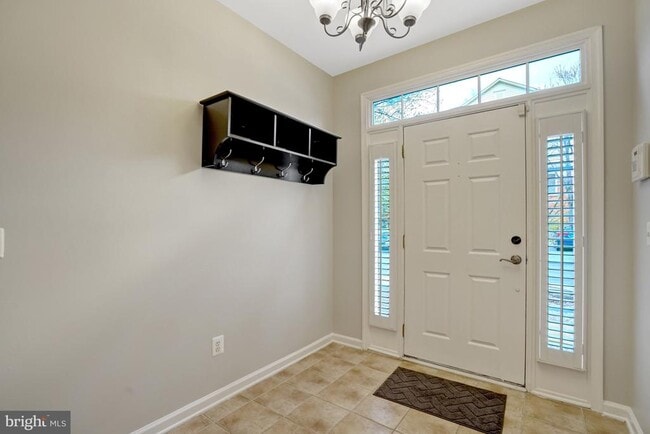 Photo - 6927 Rolling Creek Way