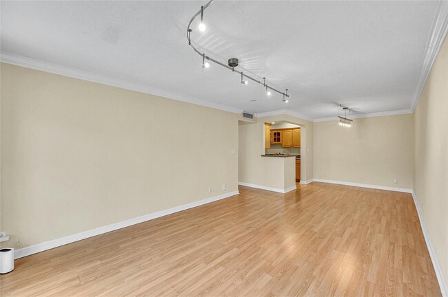 Photo - 1515 E Broward Blvd Unit 325