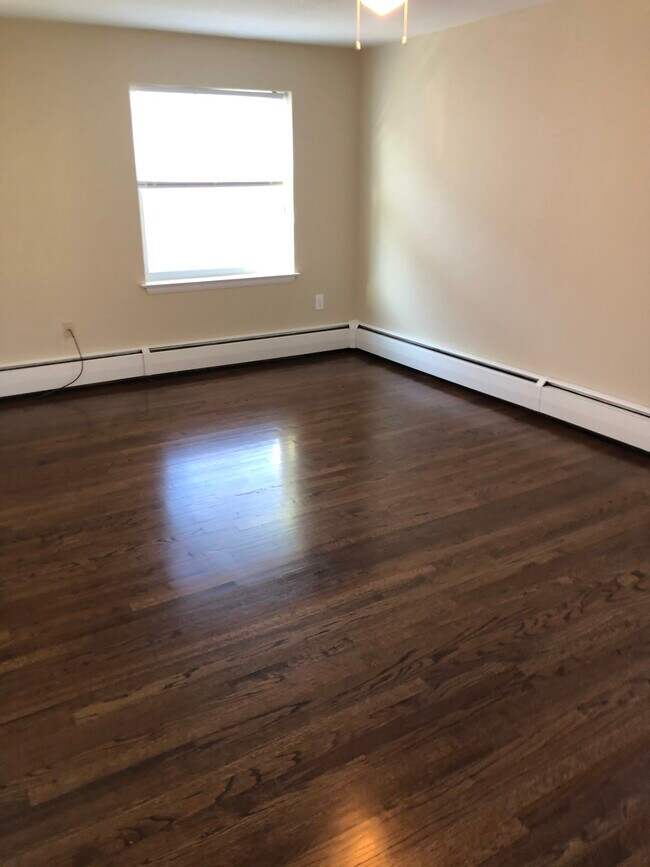 Photo - Fairview Street Apartments