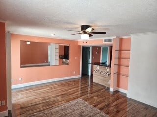 Photo - 3919 Fairmont Pkwy Unit True