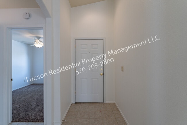 Photo - 2439 W Rousseau St