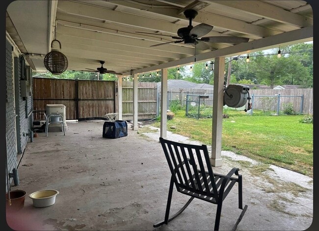 Photo - 560 Gardenia Ave