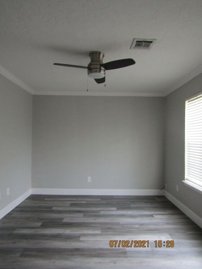 Photo - $200.00 off first full month's rent...MACA...