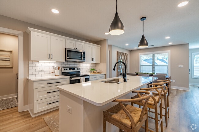 3BR, 2BA - 1564SF - Kitchen