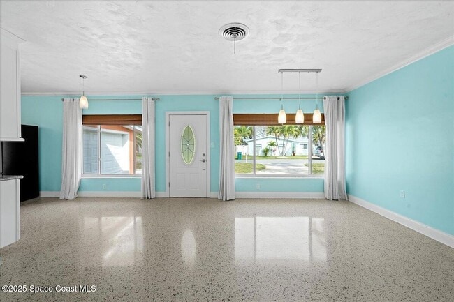 Photo - 457 S Waterway Dr House