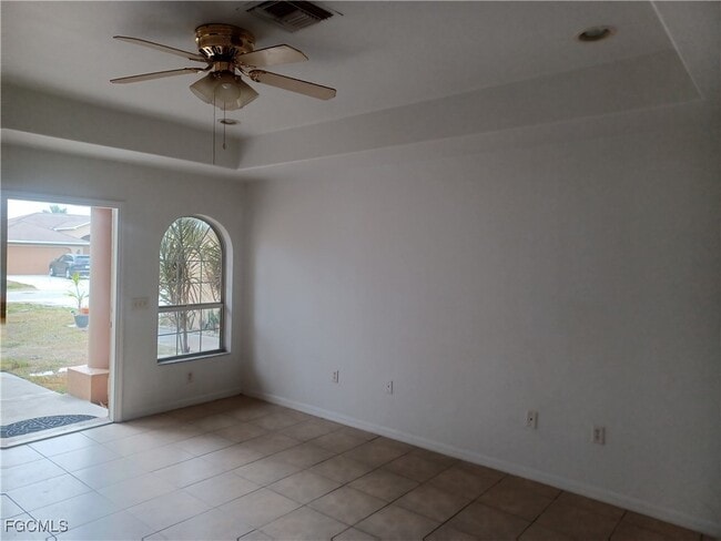 Photo - 3020 SE Santa Barbara Pl