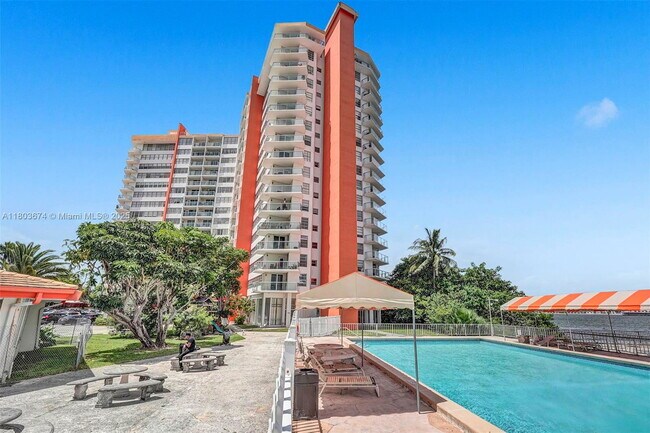 Photo - 1301 NE Miami Gardens Dr Condo Unit 403W