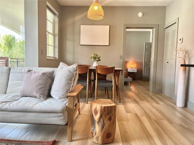 Photo - 3145 NE 184th St Unit #5305