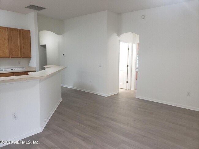 Photo - 2506 Creekfront Dr