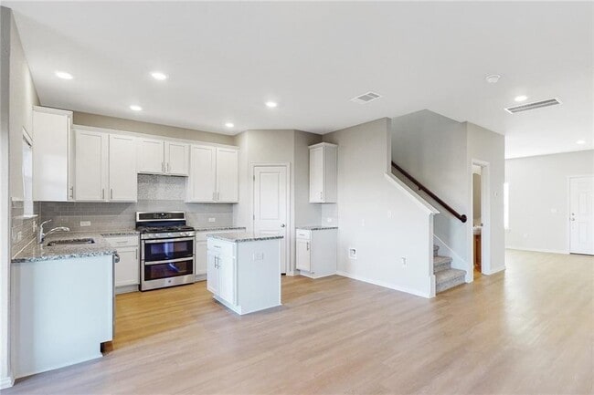 Building Photo - 17212 Crowndale Dr Rental