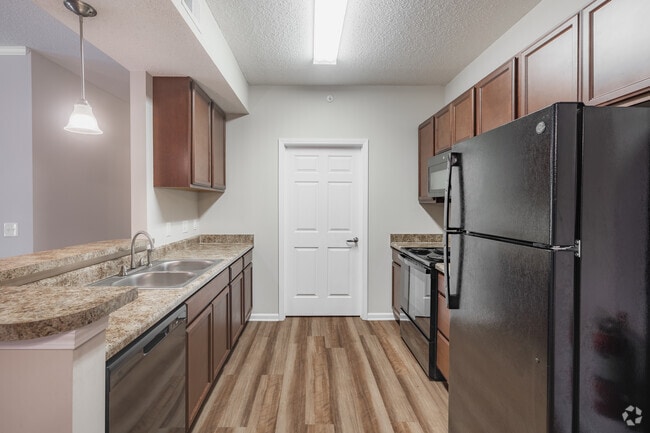 2BR, 2BA - 1,080SF - Kitchen