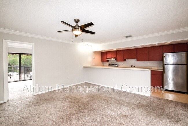 Building Photo - 130 N Center St Rental