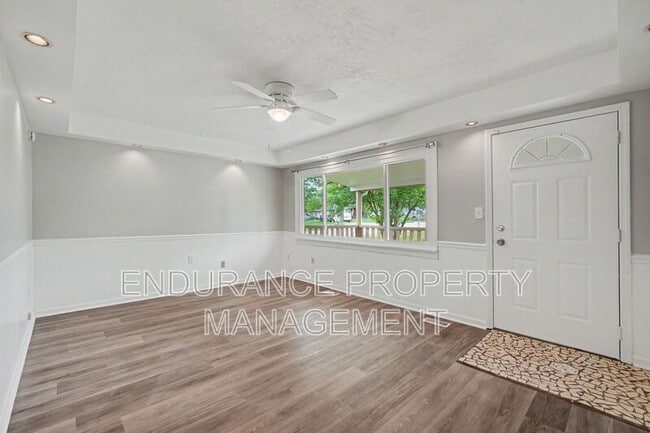 Photo - 9500 Ridgemoor Ave