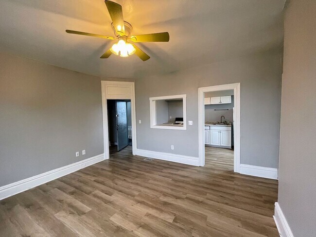 Photo - 200 Camfield Street Unidad Apt #2