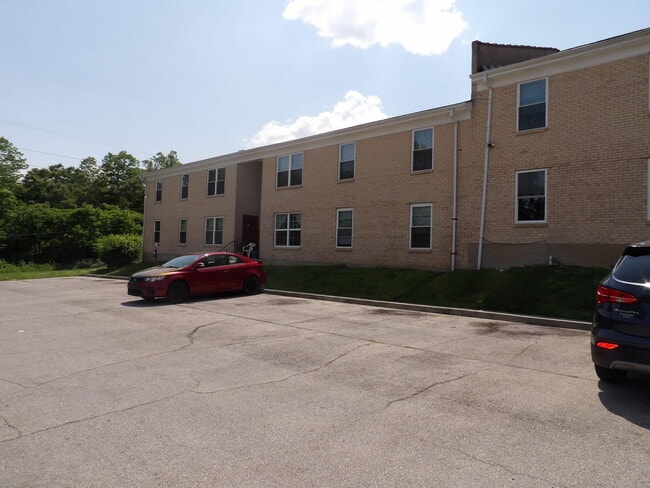 Photo - 140 Landings Dr Unit 2