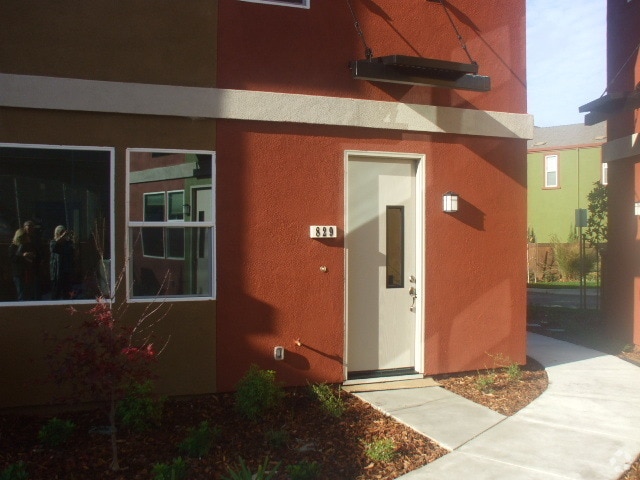 Building Photo - Ironworks - Walk to Sutter Health Park! Rental
