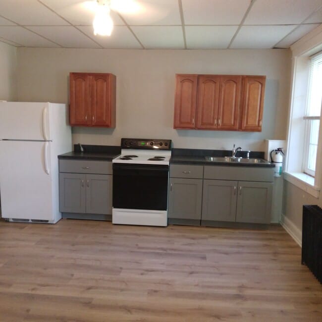 Building Photo - 134 W Frederick St Unit #2