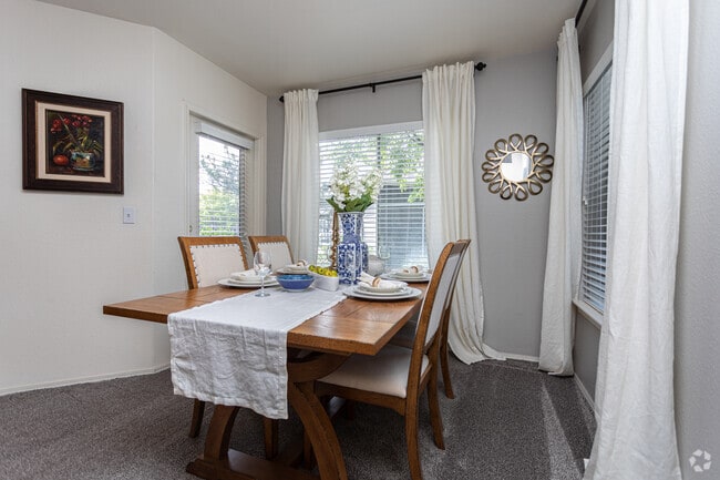 2BR, 2BA - Conifer