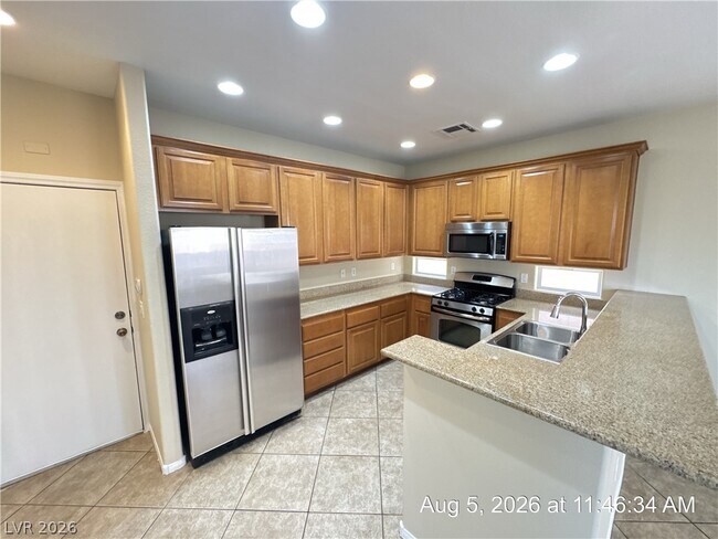 Photo - 711 Taliput Palm Pl