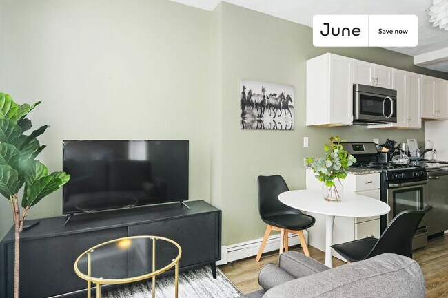 Photo - 36 N Bennet St