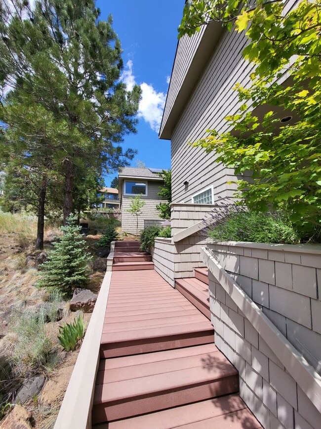 Photo - FULLY FURNISHED - 3 Bed 3 Full bath-office...
