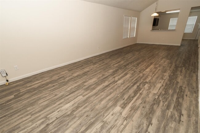36 Santa Barbara Dr