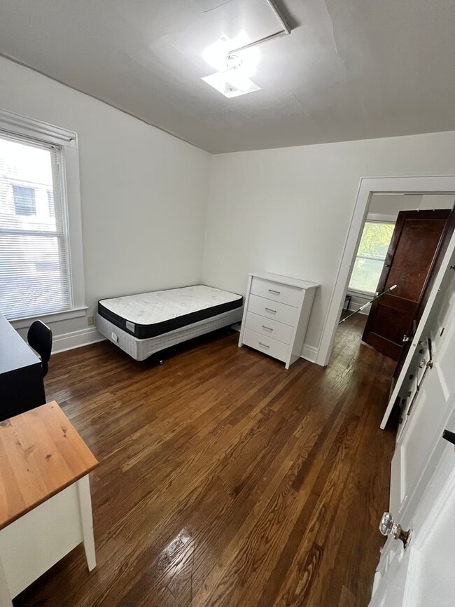 Photo - 1117-1119 Lancaster Ave Apartamento Unidad 1119 Lancaster