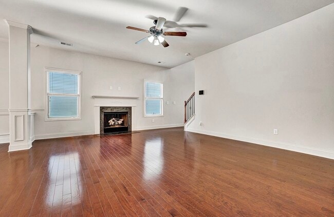 Photo - 257 Meadow Blossom Way