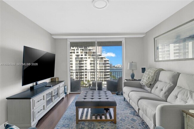 Photo - 770 Claughton Island Dr Unit 1113