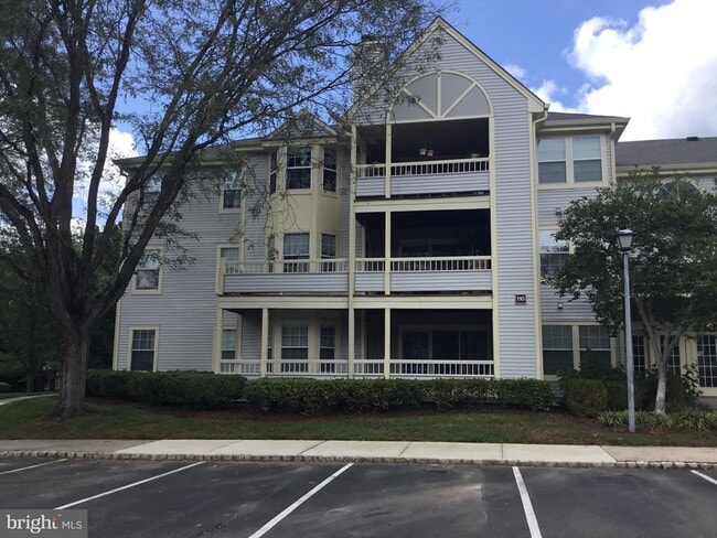 Building Photo - 110 Lowell Ct Unit 3 Rental