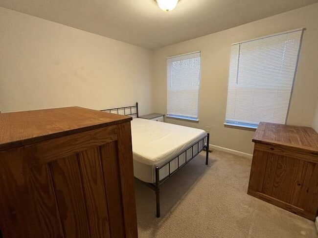 Building Photo - 5177 Mallards Landing Dr Rental