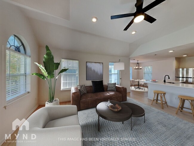 Photo - 1503 Pearson Ave