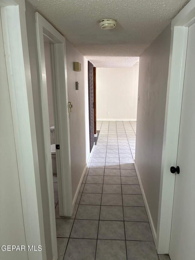 6509 Escondido Dr