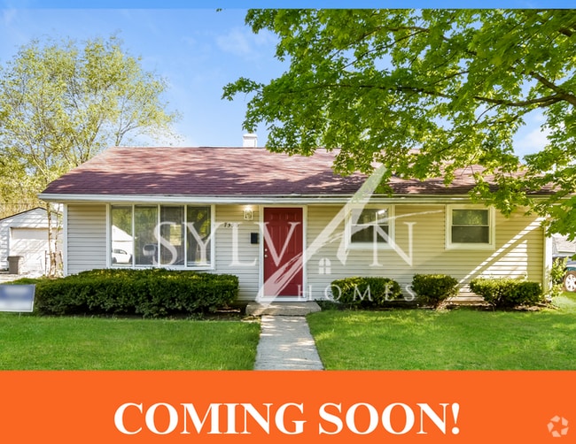 Building Photo - Enjoy living the good life in this 3 bedro... Rental