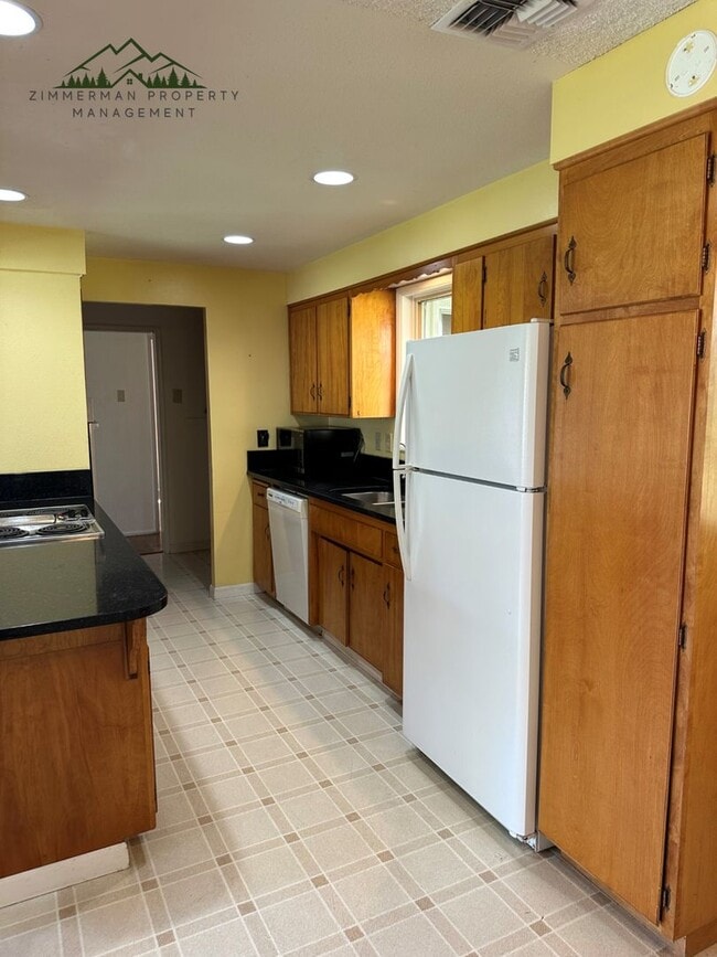 Photo - 4 Bedroom Home in Hayden Bridge Area w/ La...