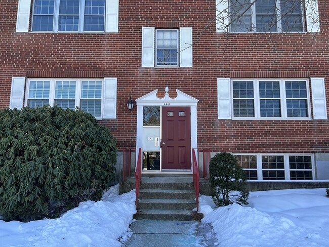 Photo - 140 Lake Shore Rd Condo Unit 2B