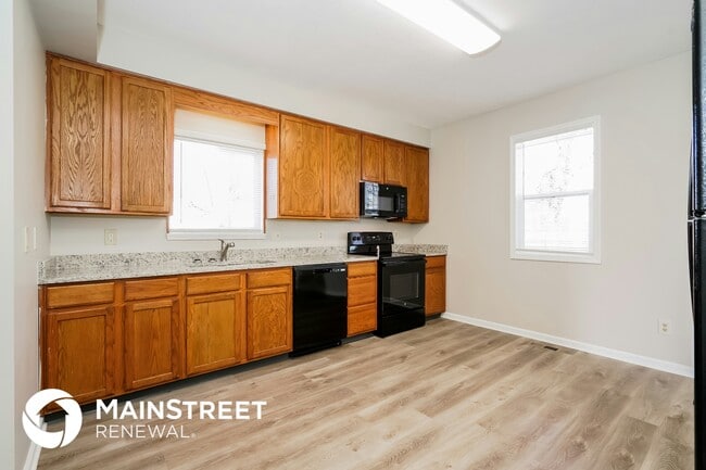 Photo - 2246 Ralston Ave