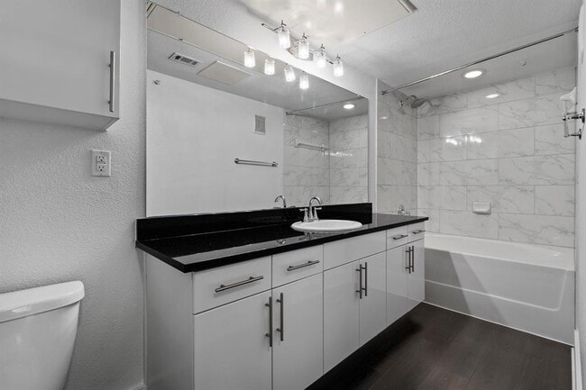 Building Photo - 3300 Towers Blvd Unit 148