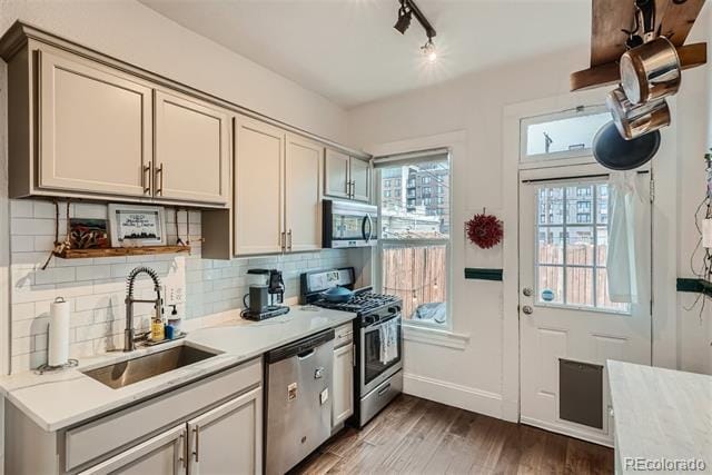 Photo - 370 Sherman St