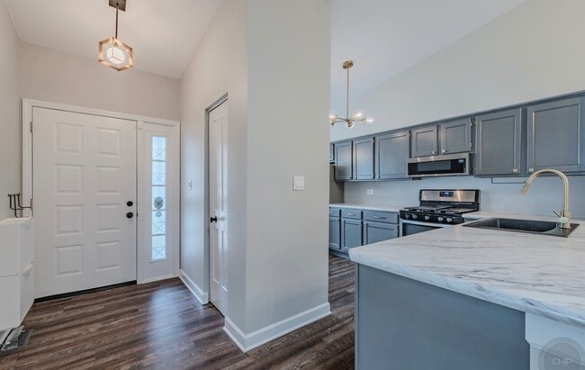 Photo - 1846 Shetland Rd