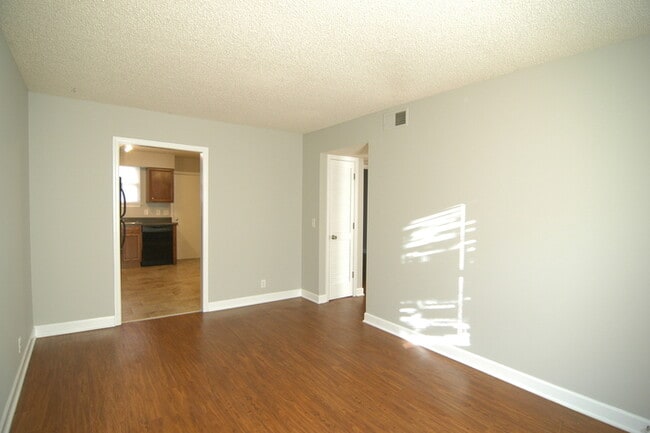 Photo - Inglewood Duplex Available Now!