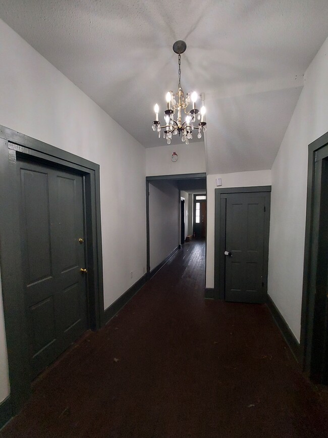 Photo - 3805 Lamar St