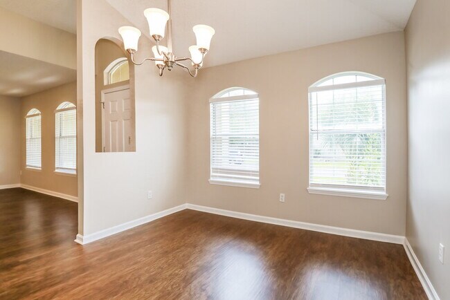 Photo - 535 Misty Morning Ct