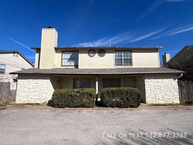 Building Photo - 2213 Creekside Ln Unit D Rental