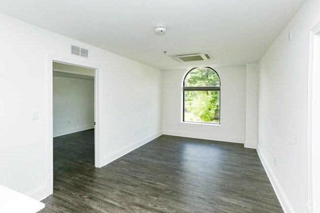 2 habitaciones, 1 baño - Glenn - 876 pies cuadrados - The James - Active Senior Residences