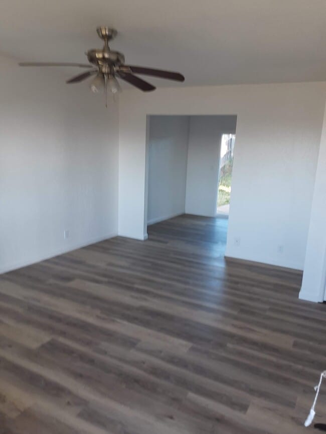 Photo - 750 Crosby Ln